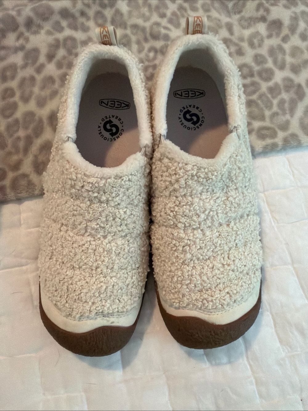 Two Pairs Keen Women’s Howser II & Howser III Slide Fleece Birch Taupe US11 EU42 - Picture 6 of 12